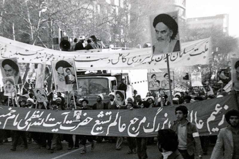 يوميات الثورة الإسلامية في ايران (9)